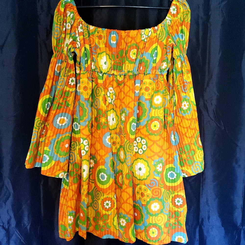Vintage floral print mini dress with bell sleeves
